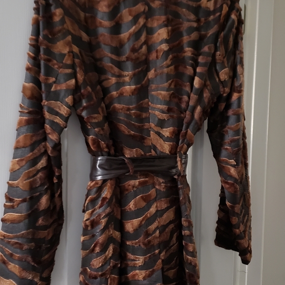 Jacket - Picture 4 of 5